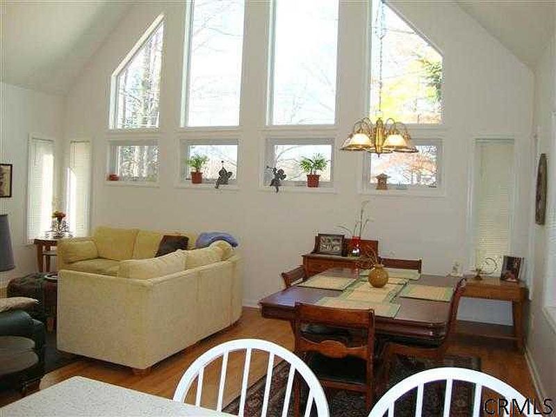 5th image of 3038 S SHORE Road
