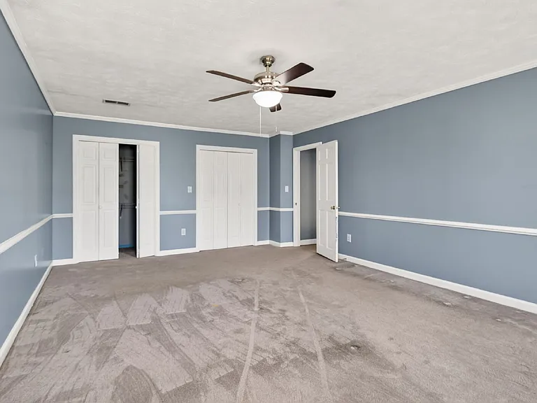 636 N Wilkinson Dr — Photo 23