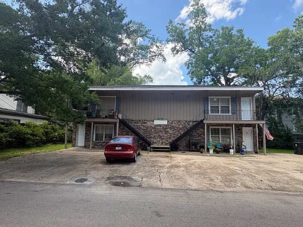 99 W 3rd St APT 4, Hattiesburg, MS 39401