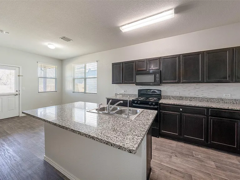 15106 Kent Justin Dr — Photo 11