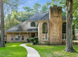 15115 Rolling Oaks Dr, Houston, TX 77070