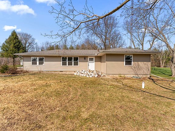 2nd image of 2403 Thomas Rd