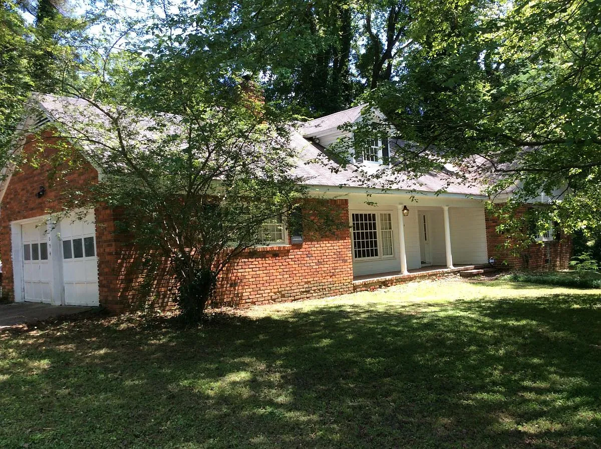 4 bed, 1528 sqft, $2,095 — Photo 2
