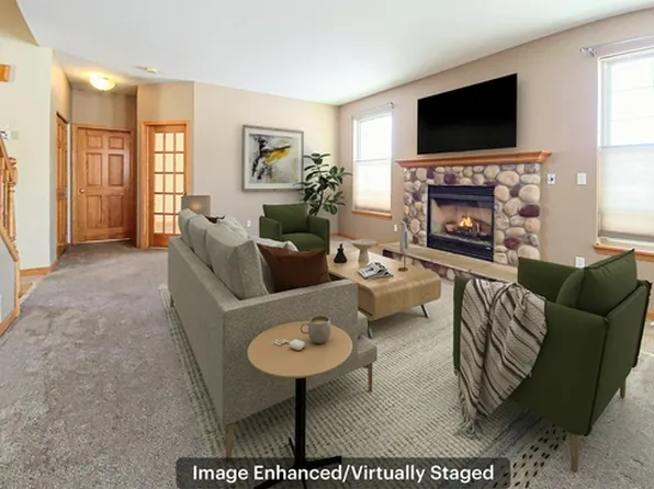 1805 Deer Path, Waukesha, WI 53189