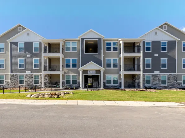 675 W 4500 S #P302, Mapleton, UT 84664