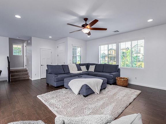 4th image of 2650 S Valle Verde