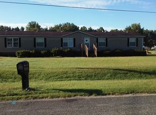 701 Old Snow Hill Rd, Ayden, NC 28513