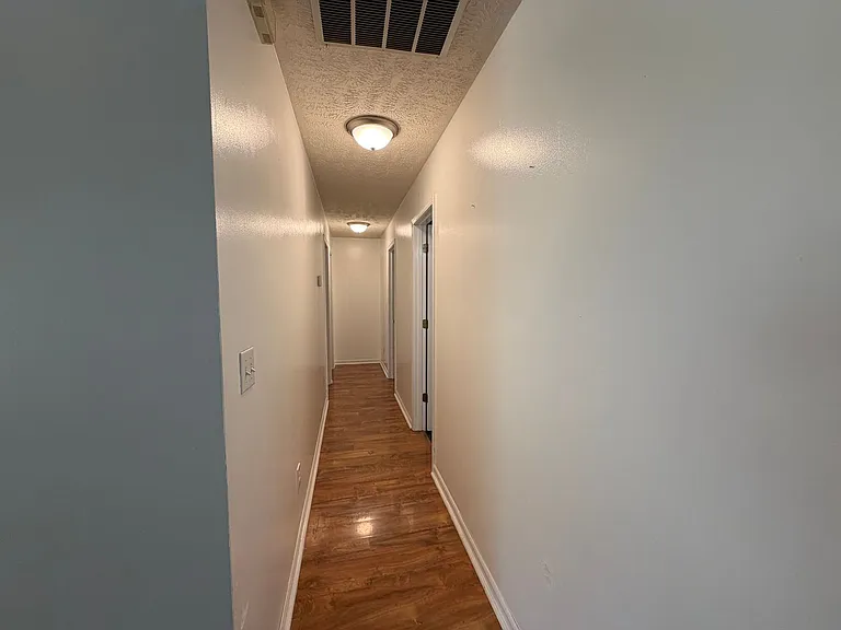 14615 Hobby Dr — Photo 8