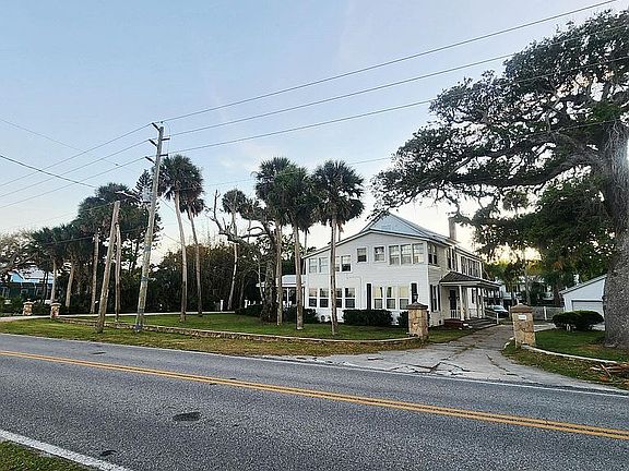 3rd image of 502 S Beach St