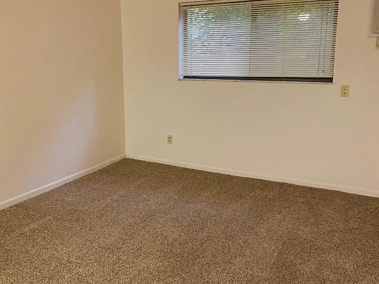 Unit Photo