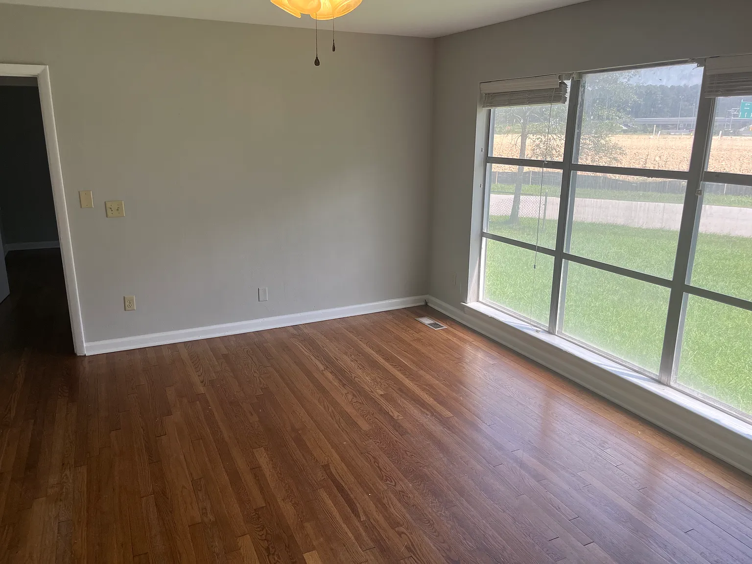 2 bed, 1118 sqft, $1,495 — Photo 3