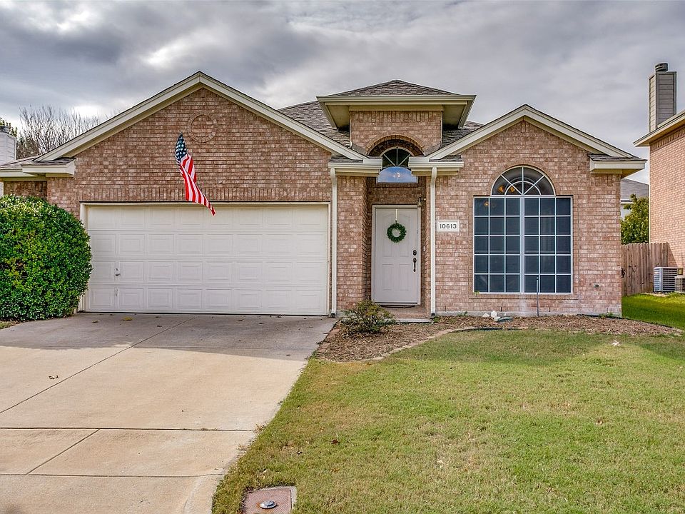10613 Cloisters Dr, Blue Mound, TX 76131 Zillow