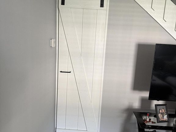 5th image of 900 Mountain Creek Rd APT 100