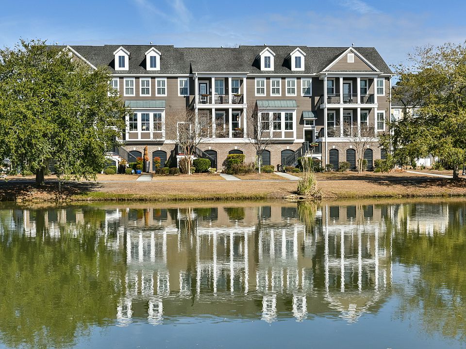 1st image of 2424 Kendall Dr