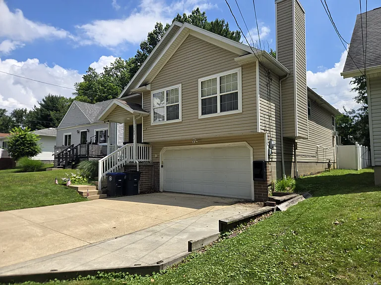 1793 Highview Ave — Photo 2