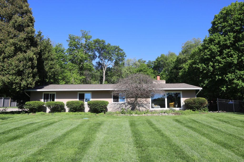 Real estate listing image