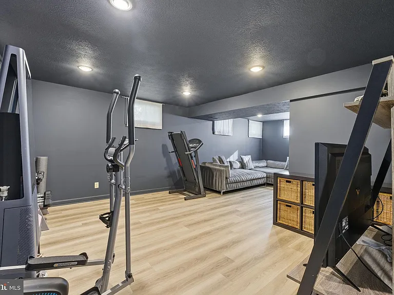 15730 Vista Dr — Photo 42
