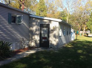 2 Fieldcrest Ct, Bath, PA 18014