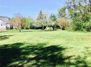 120 Norwood Forest Ln, Tobaccoville, NC 27050