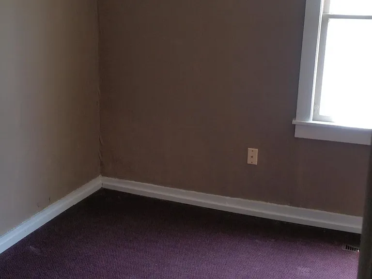 1825 S Greenwood Ave — Photo 5
