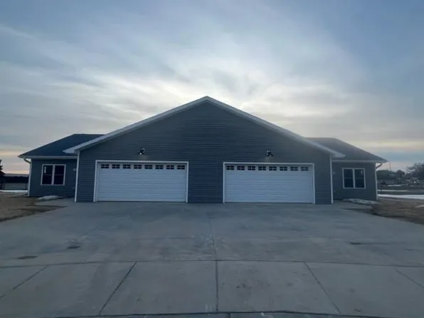 1936 Retzlaff Drive, Reedsburg, WI 53959