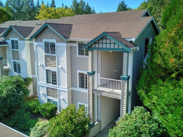 25235 SE Klahanie Boulevard #D304, Sammamish, WA 98029