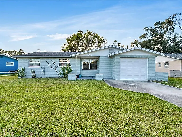 5600 Bayou Grande Blvd NE — Photo 1