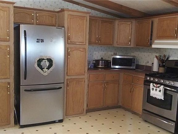 2nd image of 1740 County Road 5
