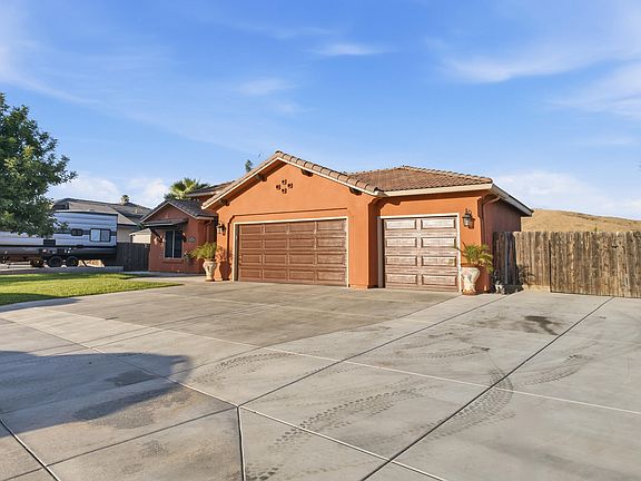 4th image of 2140 Kimberly Place