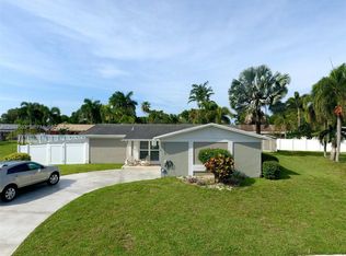 9820 NW 7th St, Hollywood, FL 33024