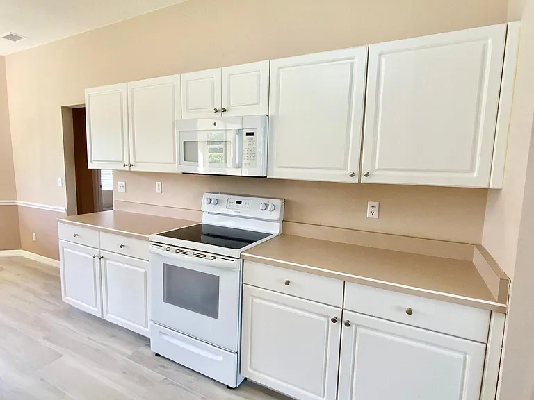 7 Walton Pl — Photo 10