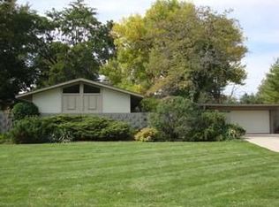 2615 Wellesley Dr, Columbus, OH 43221