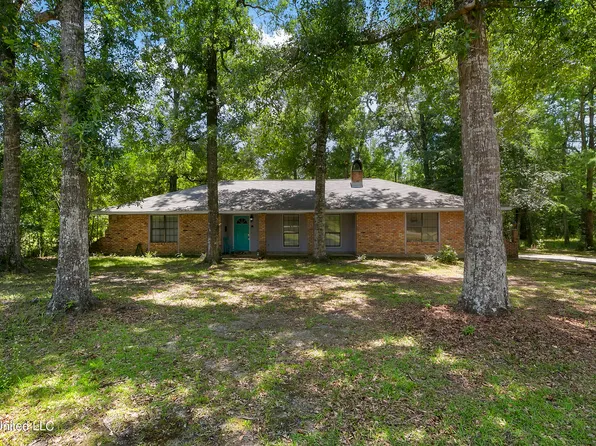 123 Tennyson Cv, Picayune, MS 39466