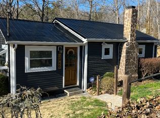1440 Dover Ln, Dandridge, TN 37725