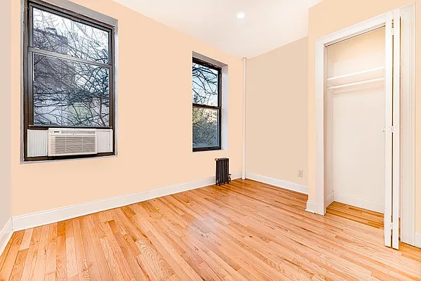 Rented by REAL New York | media 7