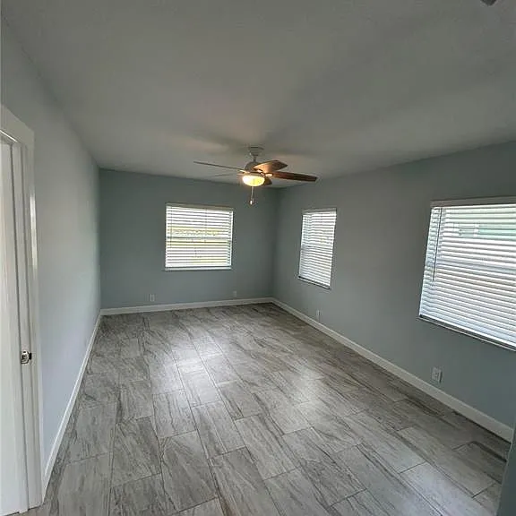 717 Sunset Cv — Photo 8