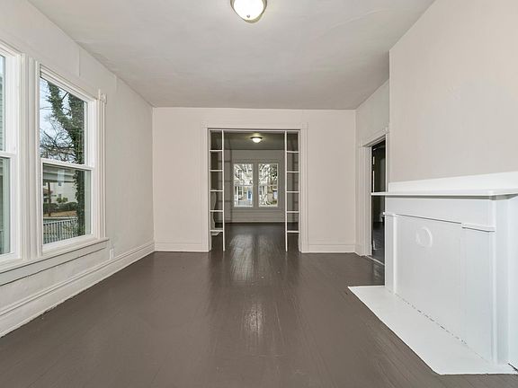 2nd image of 3403 Delaware Ave