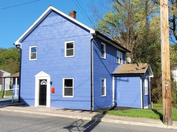 120 N Pennsylvania Ave, Hancock, MD 21750