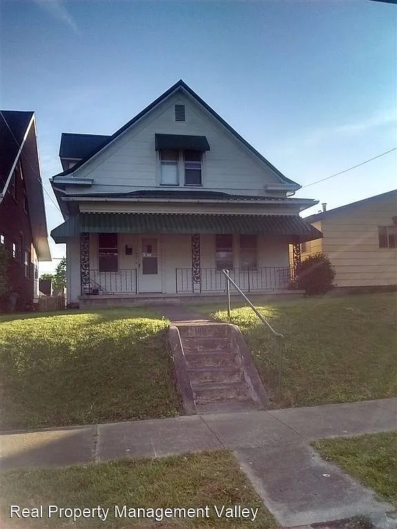 169 Oakland Ave photo 1