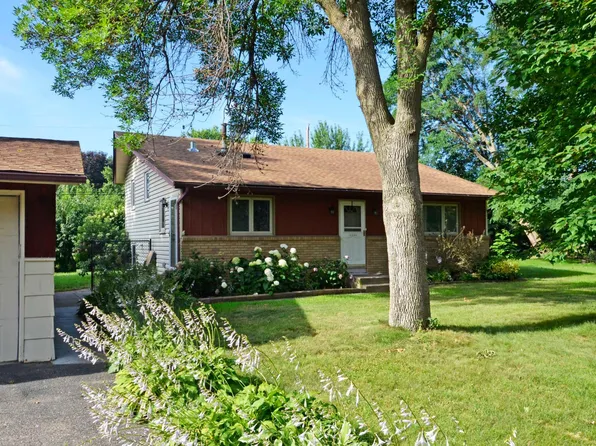 6609 74 1/2 Ave N, Brooklyn Park, MN 55428
