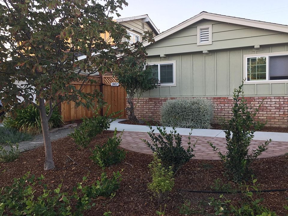 1st image of 2857 Ponderosa Way