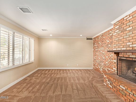 3rd image of 801 E Country Gables Dr