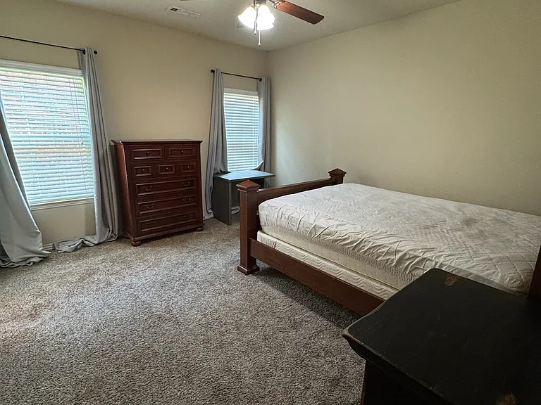 4157 W Bradstreet Ln — Photo 6