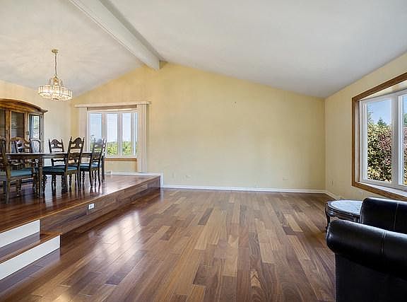 3rd image of 13650 Howe Dr