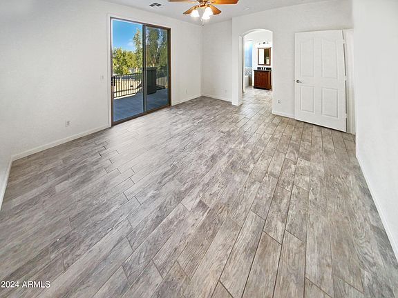 5th image of 12111 N 149TH Drive