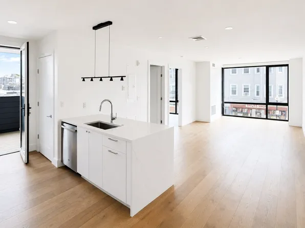 1121 Dorchester Ave #203, Dorchester, MA 02125
