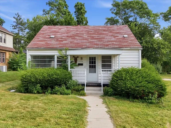 3902 Winnemac Ave, Madison, WI 53711