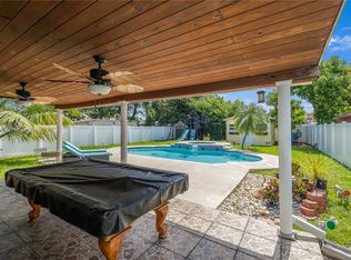 1035 SE 8th Ct, Hialeah, FL 33010