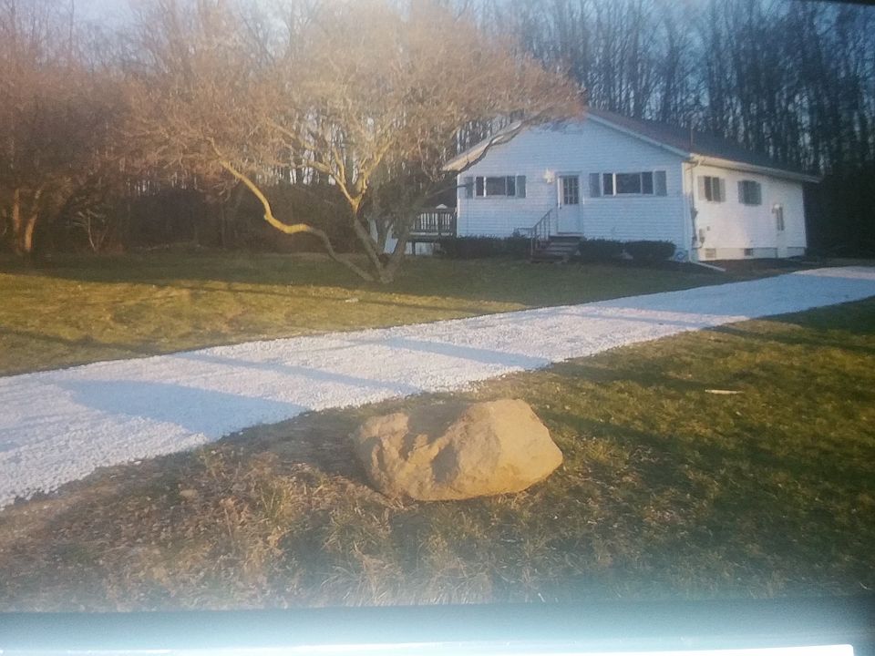 come home to this wooded lot