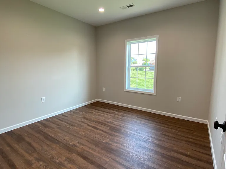 800 Massanutten Ave — Photo 5